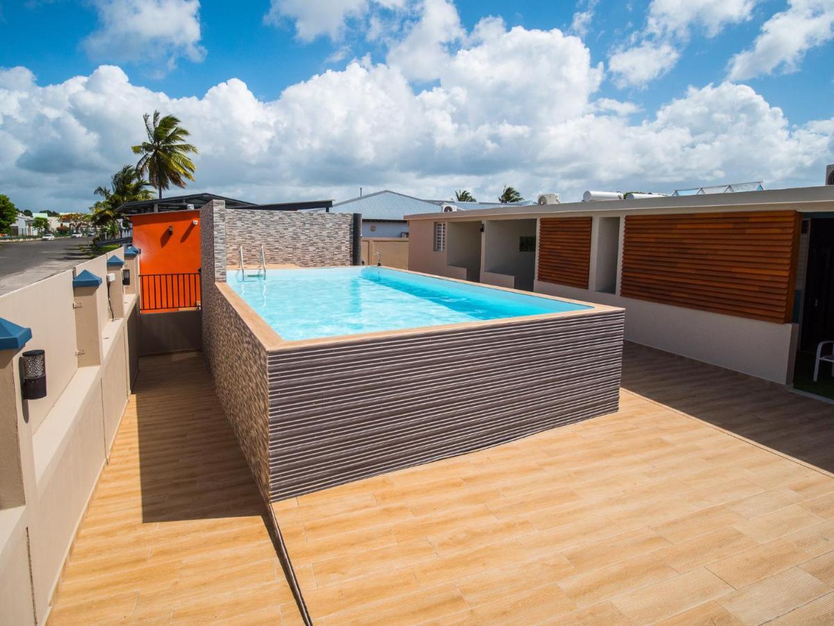 Evasion En Plein Coeur De La Ville T2 Jacuzzis Sauna Et Piscine Au Centre De ポール・ルイ エクステリア 写真